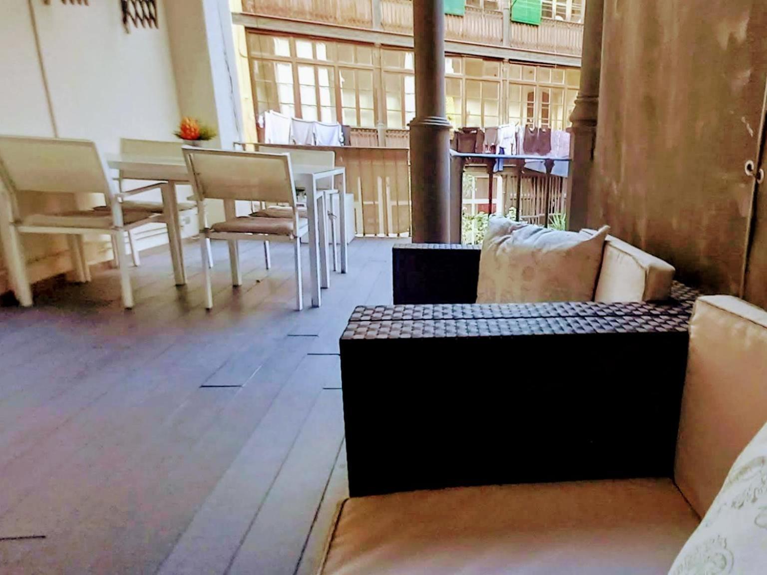 Eixample Patio Views With Amazing Terrace Appartement Barcelone